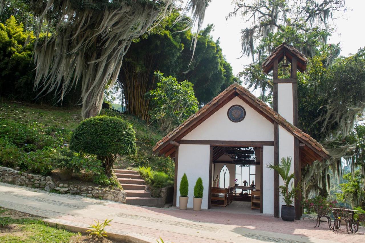 דירות מניזאלס Hacienda Charrascal Coffe Farm מראה חיצוני תמונה